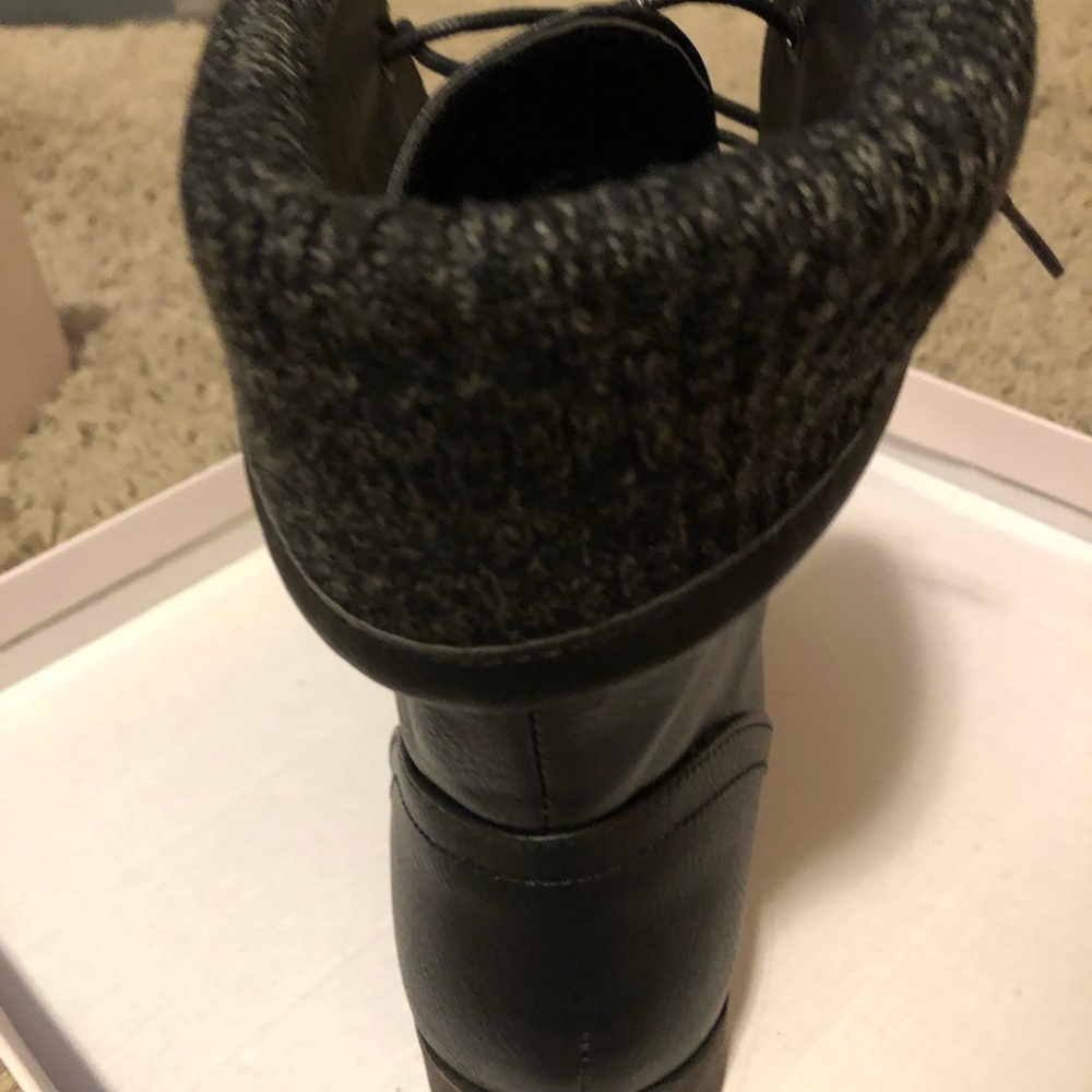 BLACK BOOTIES SIZE 9 WINTER/FALL BOOTS - Picture 5 of 8